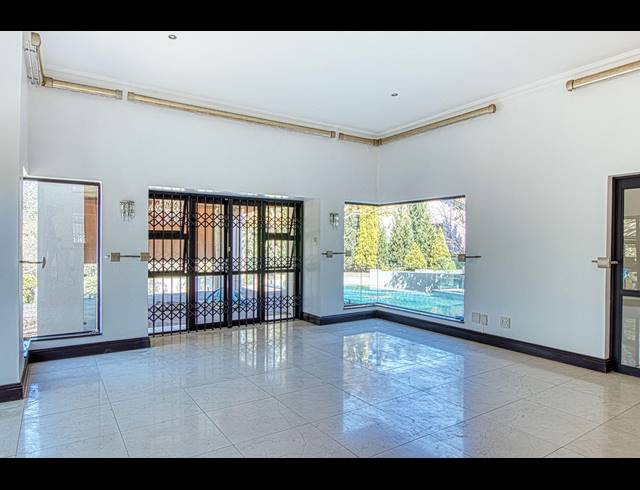4 BEDROOM HOUSE TO LET IN CRAIGAVON